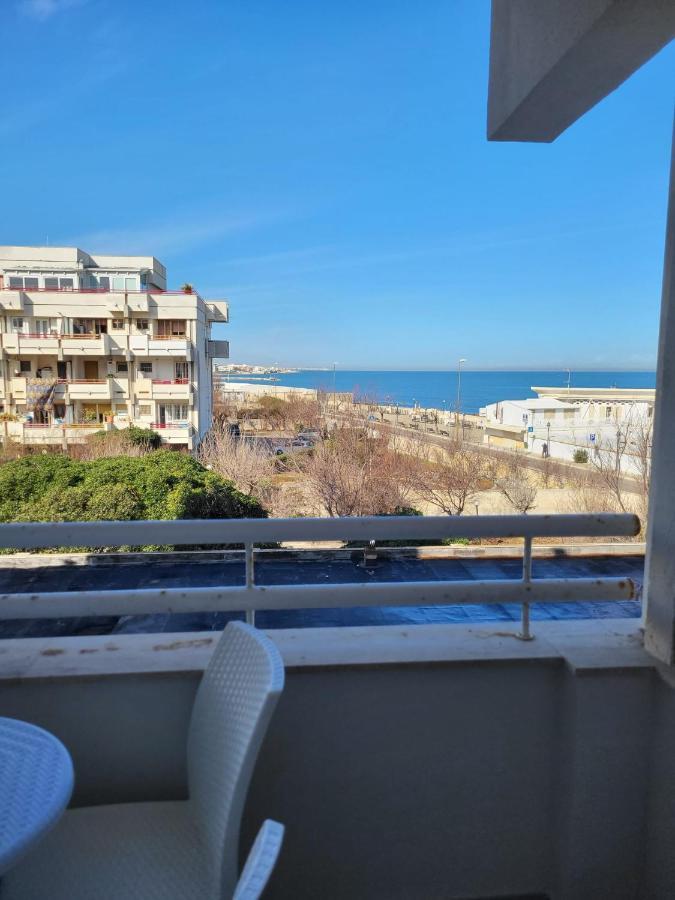Casa Al Mare Hotel Bari Luaran gambar